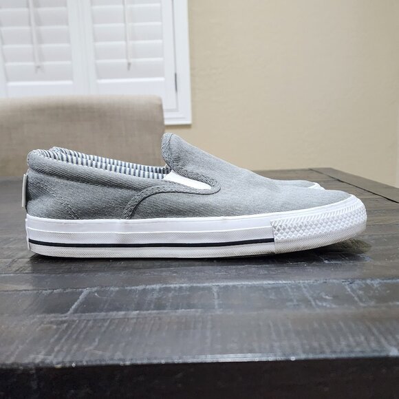 CONVERSE ALL STAR WOMENS' SLIP ON GRAY SHOES-SIZE 8-GREAT CONDITION! - Picture 2 of 8